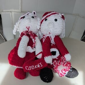 Handcrafted Santa and Mrs. Claus Holiday Decor Set - Red and White